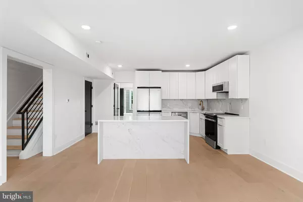 Philadelphia, PA 19125,2322 E CABOT ST