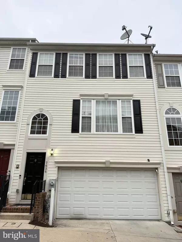 Elkridge, MD 21075,7636 TALL PIN OAK DR #111