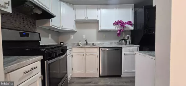 1966 NAYLOR RD SE #202, Washington, DC 20020