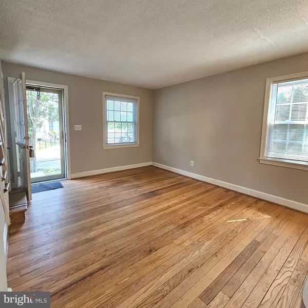 Alexandria, VA 22301,129 E LINDEN ST
