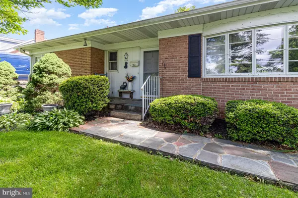 Mount Joy, PA 17552,243 PARK AVE