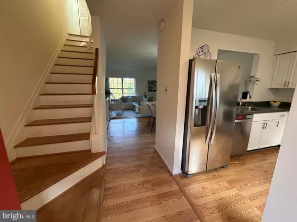 Burke, VA 22015,5976 ANNABERG PL #168