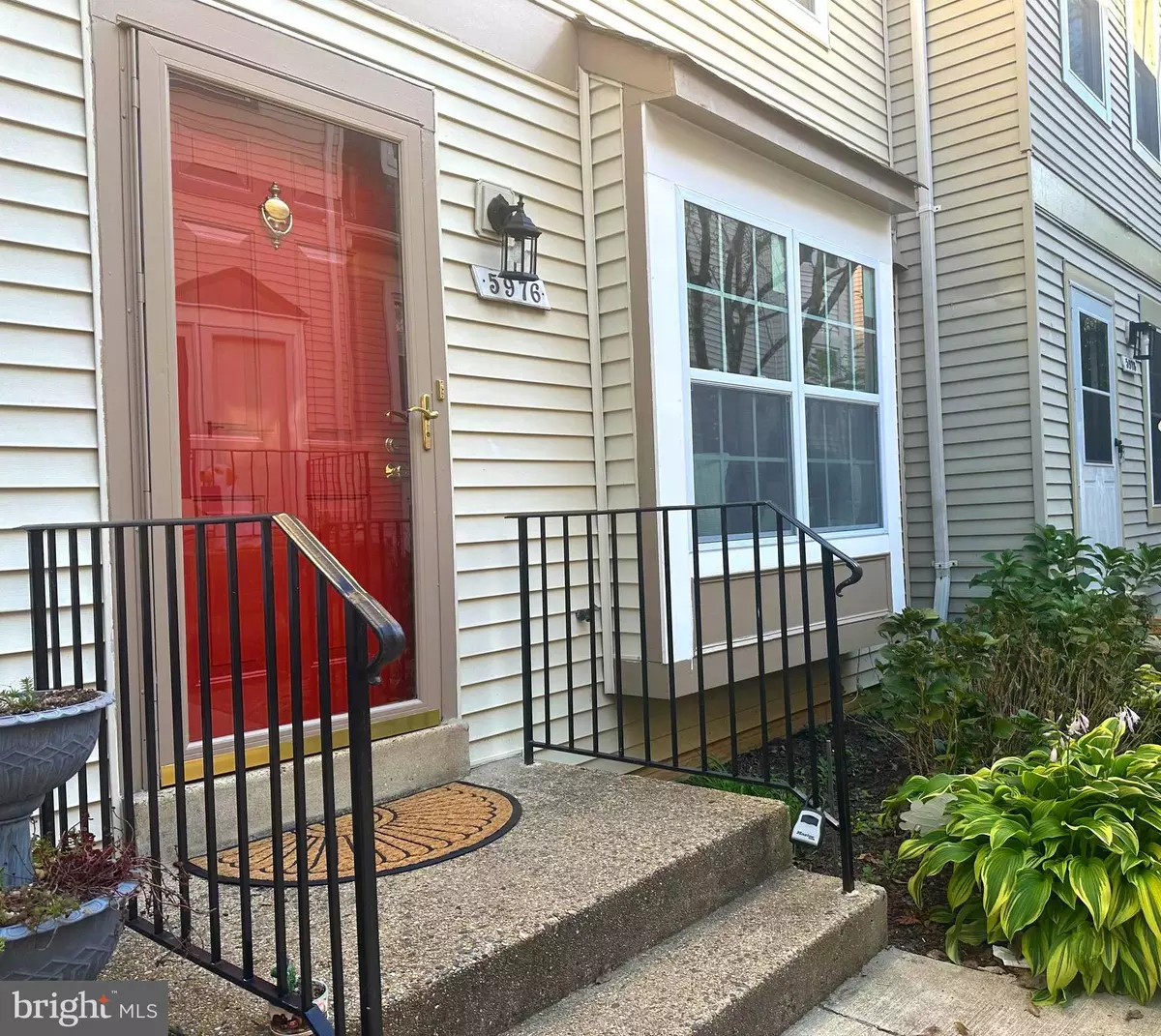 Burke, VA 22015,5976 ANNABERG PL #168