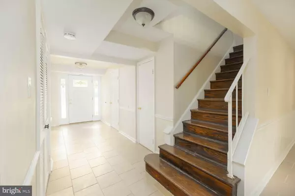 Alexandria, VA 22309,8141 LAKEPARK DR