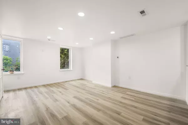 Philadelphia, PA 19122,1633 GERMANTOWN AVE #2