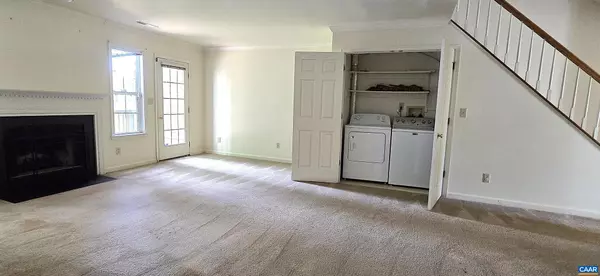 Charlottesville, VA 22901,1273 CLIFDEN GREENE