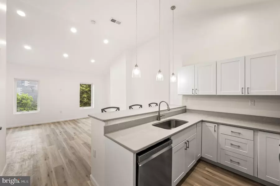1633 GERMANTOWN AVE #3, Philadelphia, PA 19122
