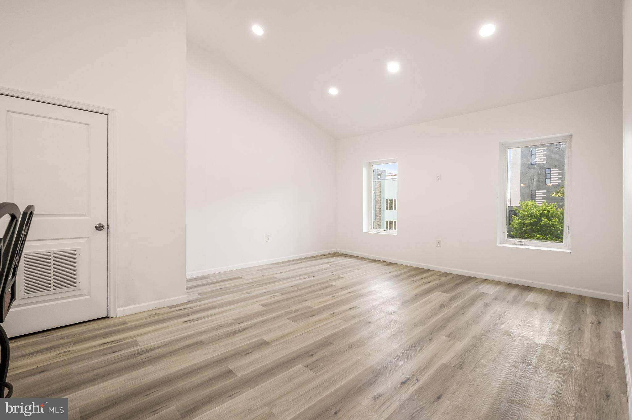 Philadelphia, PA 19122,1633 GERMANTOWN AVE #3