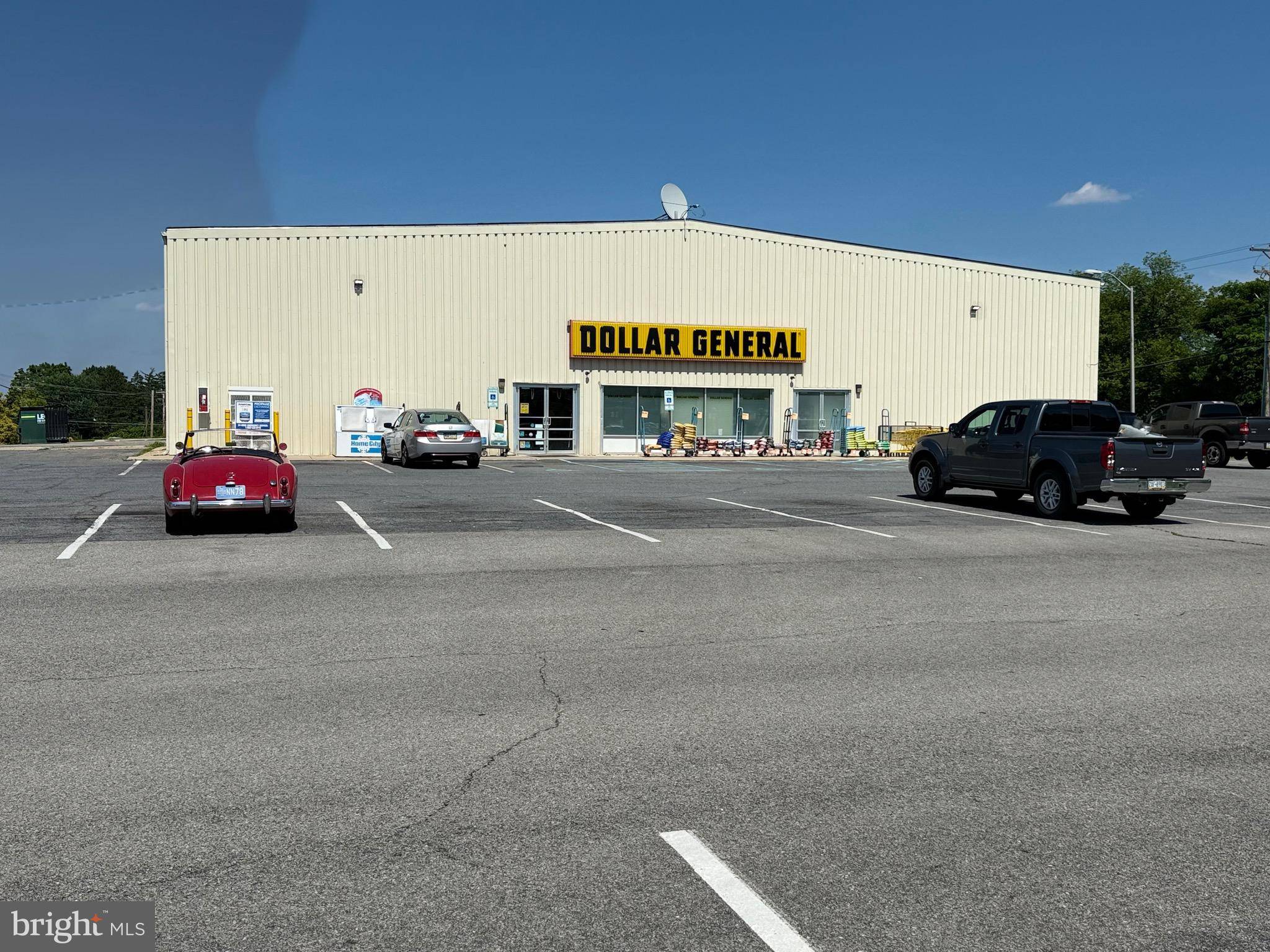 Topton, PA 19562,330 W WEIS ST