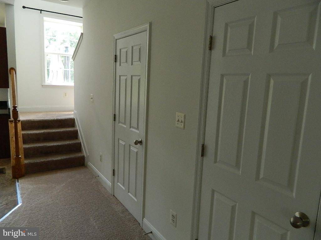 Lexington Park, MD 20653,21910 WEEPING WILLOW LN #E