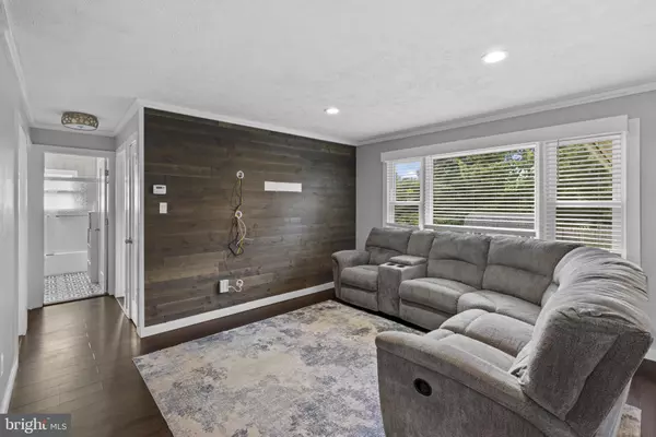 Jessup, MD 20794,7522 MONTEVIDEO CT