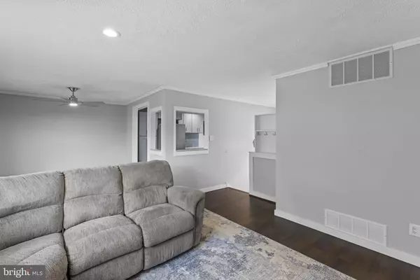 Jessup, MD 20794,7522 MONTEVIDEO CT
