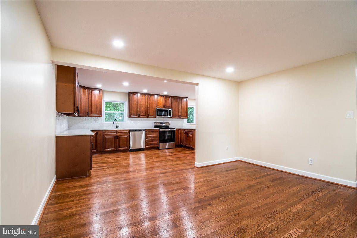 Damascus, MD 20872,24137 PREAKNESS DR