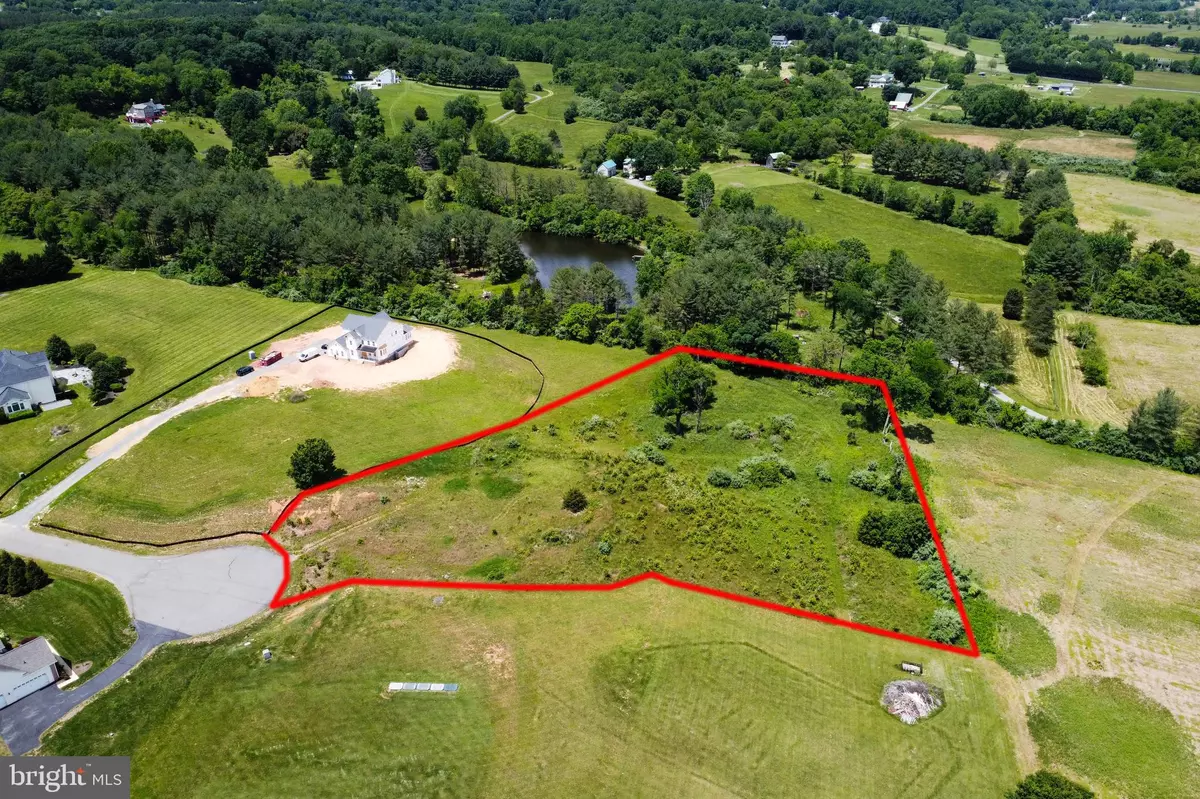 Leesburg, VA 20176,42200 GLYNN TARRA PL