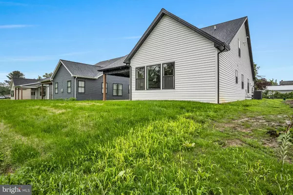 Camp Hill, PA 17011,4120 LOCUST RD