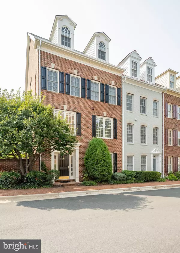 413 S FAYETTE ST, Alexandria, VA 22314