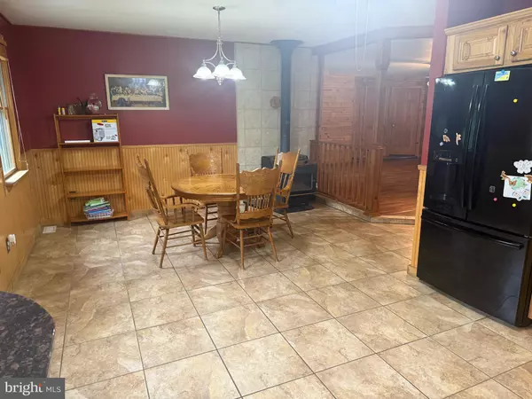 Vineland, NJ 08361,1243 GARRY AVE