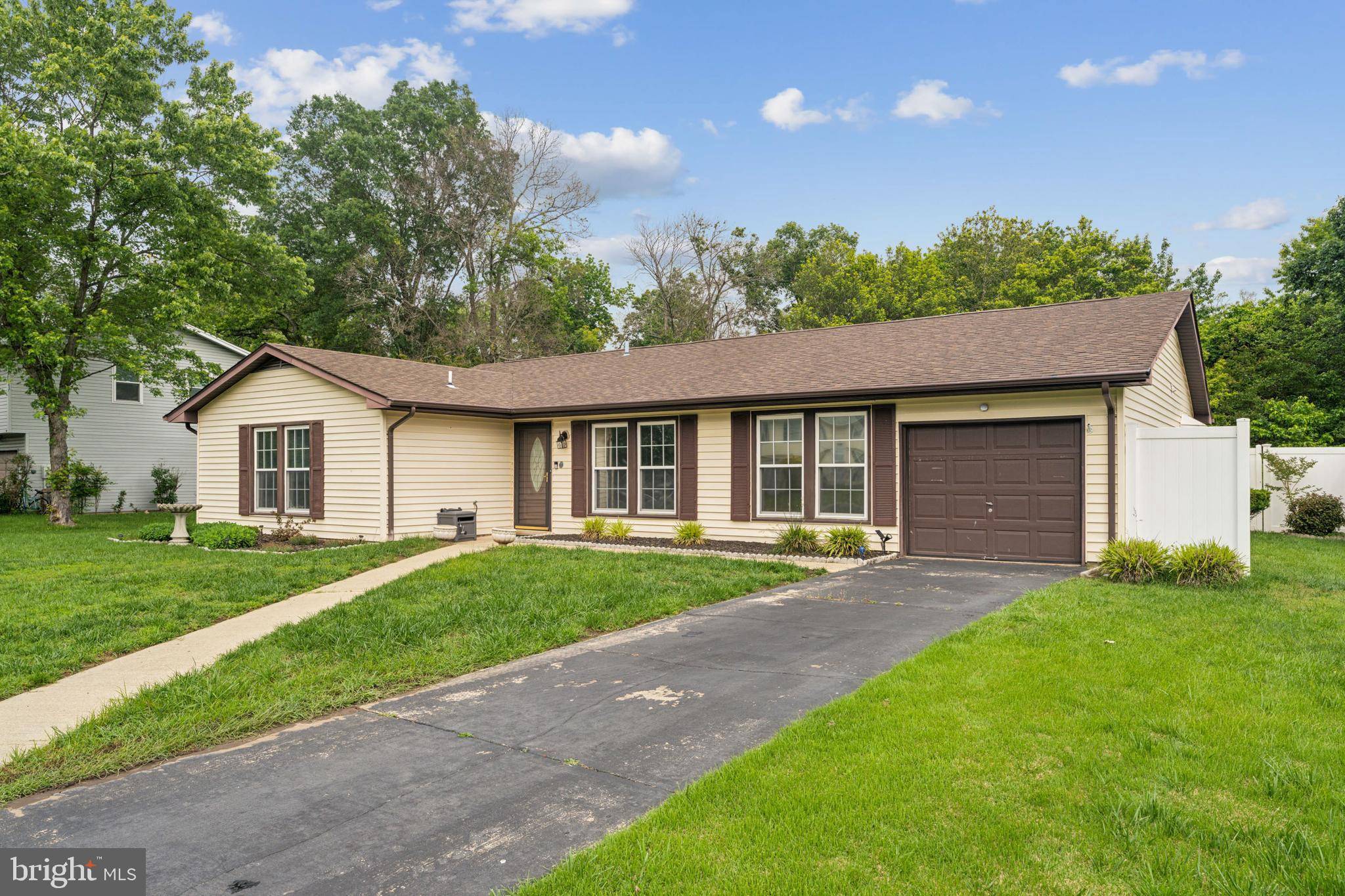 610 UNIVERSITY DR, Waldorf, MD 20602
