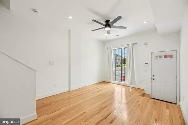 Baltimore, MD 21213,2030 E LAFAYETTE AVE