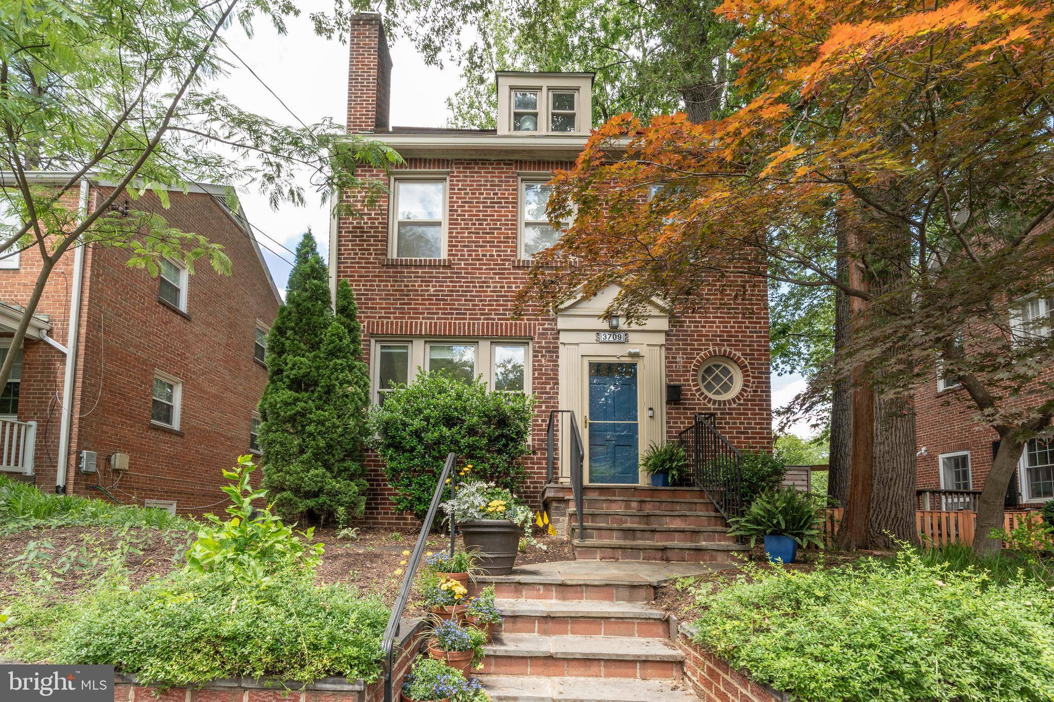 3709 JOCELYN ST NW, Washington, DC 20015