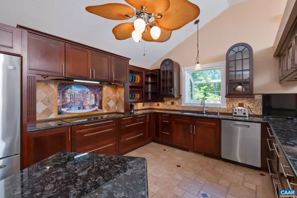 Barboursville, VA 22923,716 PREDDY CREEK RD