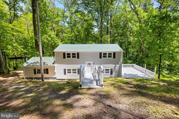 Linden, VA 22642,3932 HIDDEN VALLEY LANE