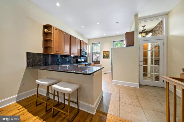 Philadelphia, PA 19130,1812 FAIRMOUNT AVE