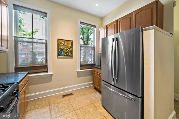 Philadelphia, PA 19130,1812 FAIRMOUNT AVE