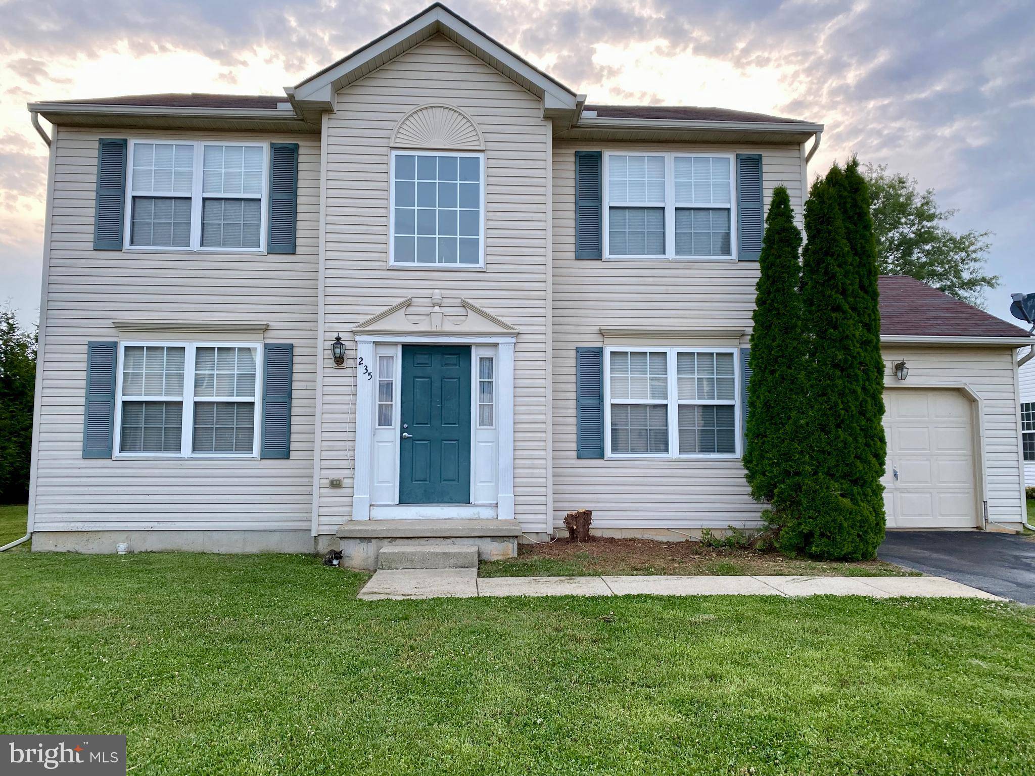 Clayton, DE 19938,235 TRACER DR