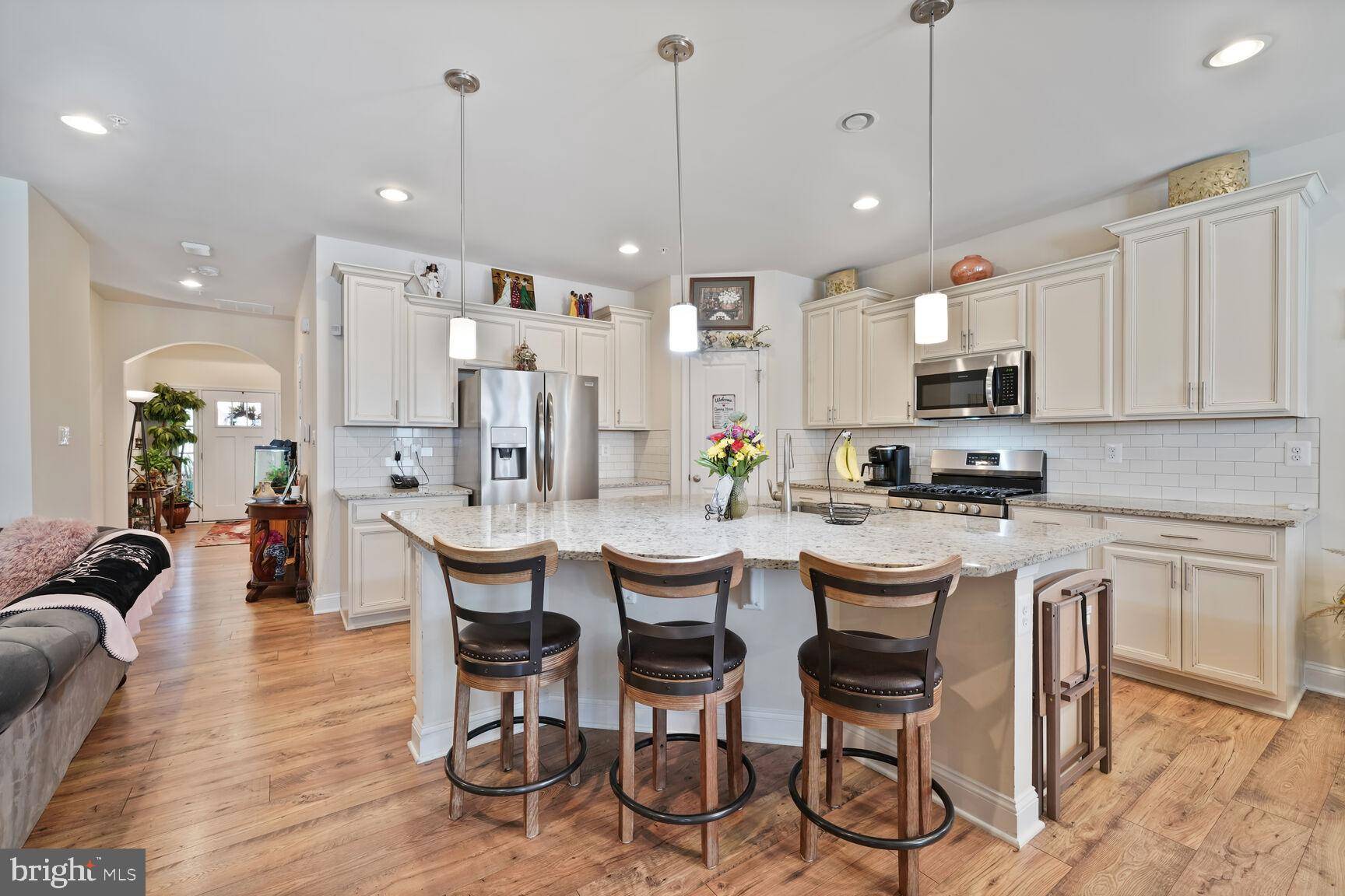 White Plains, MD 20695,5544 OLD COLONY CT