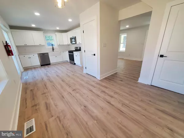 Browns Mills, NJ 08015,330 WOODBINE ST