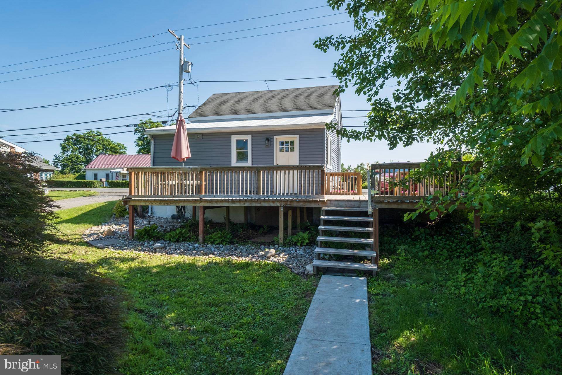 Gilbertsville, PA 19525,1676 SWAMP PIKE