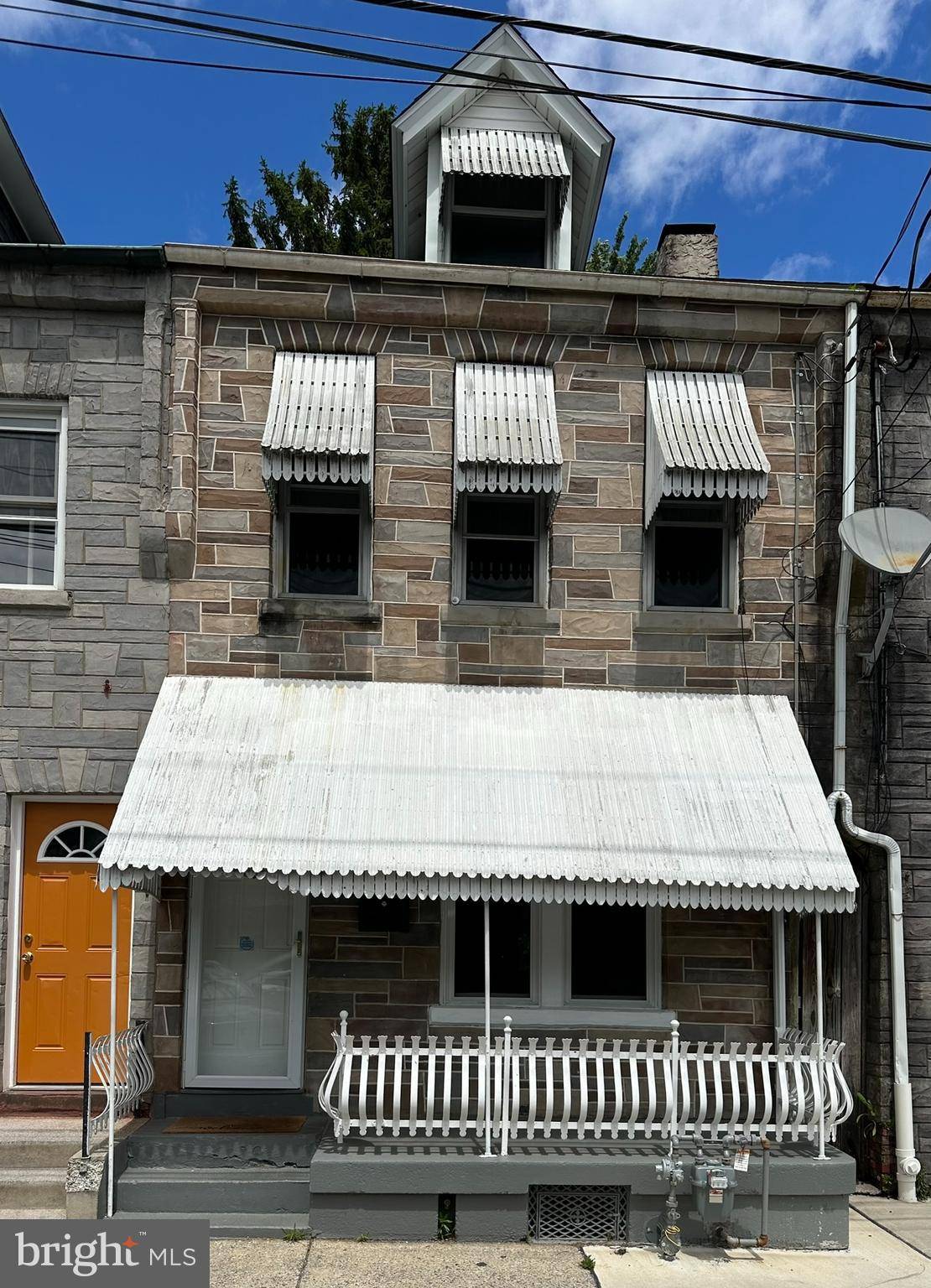 33 NEW DORWART ST, Lancaster, PA 17603
