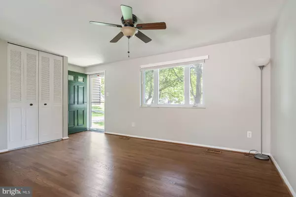 Herndon, VA 20170,1100 CLARKE ST