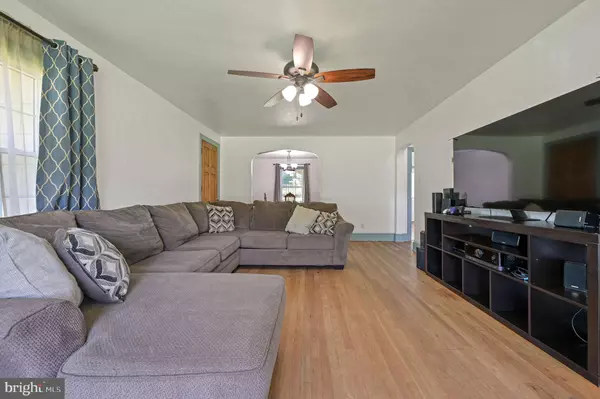 Felton, DE 19943,1224 BARNEY JENKINS RD