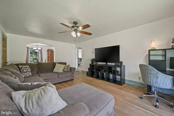 Felton, DE 19943,1224 BARNEY JENKINS RD