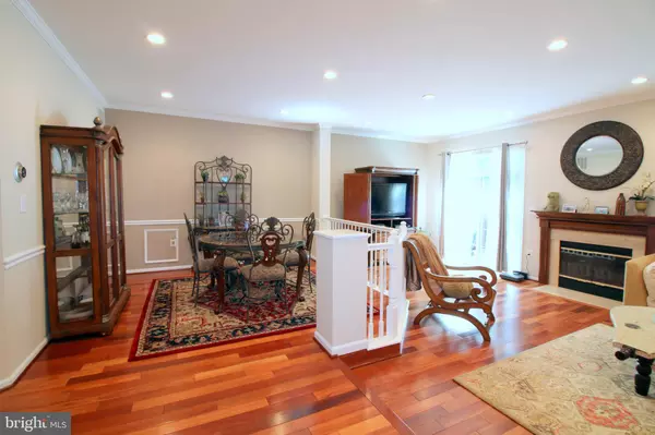 Reston, VA 20194,1300 PARK GARDEN LN
