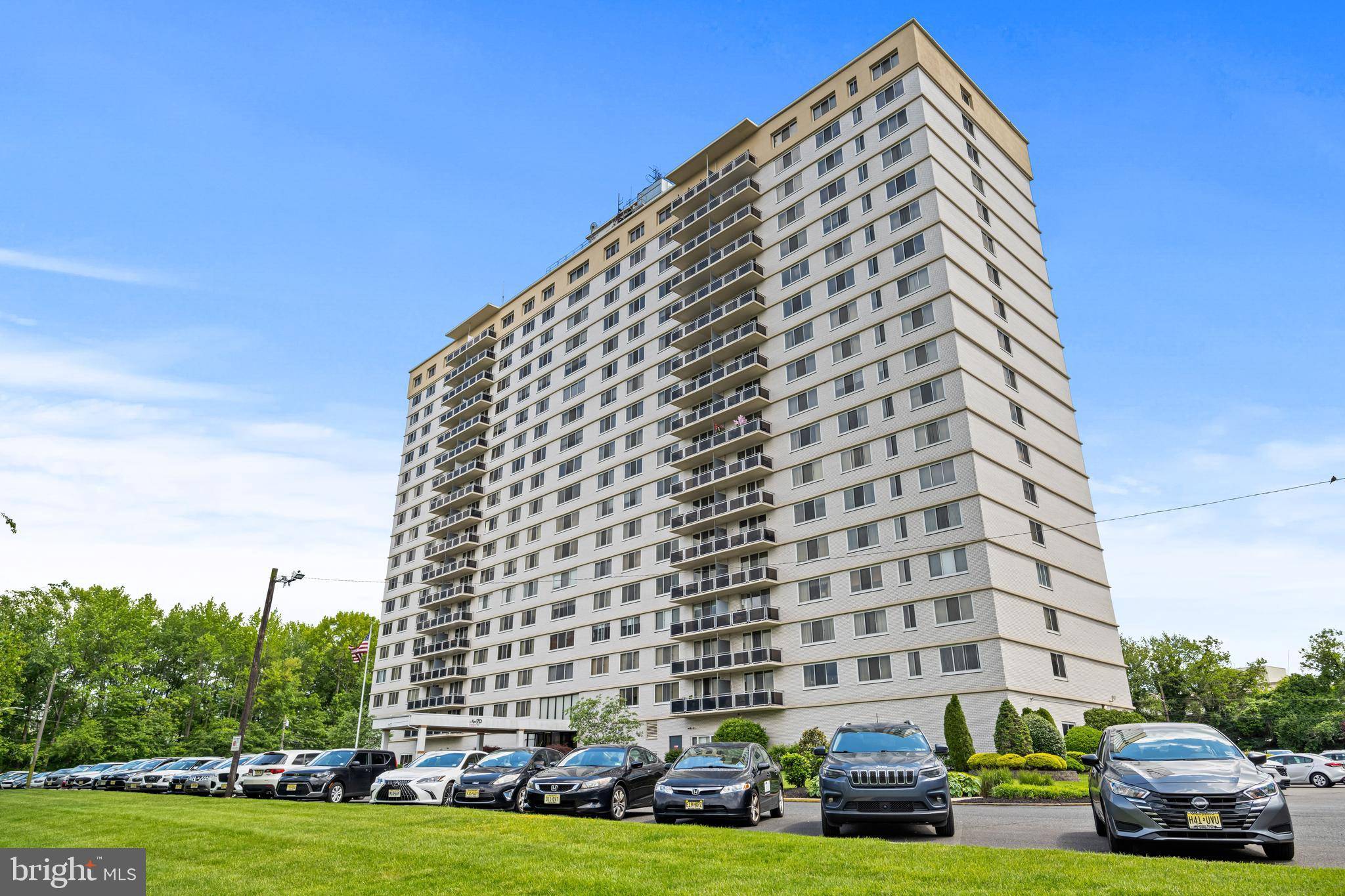 Cherry Hill, NJ 08034,1840 FRONTAGE RD #1501