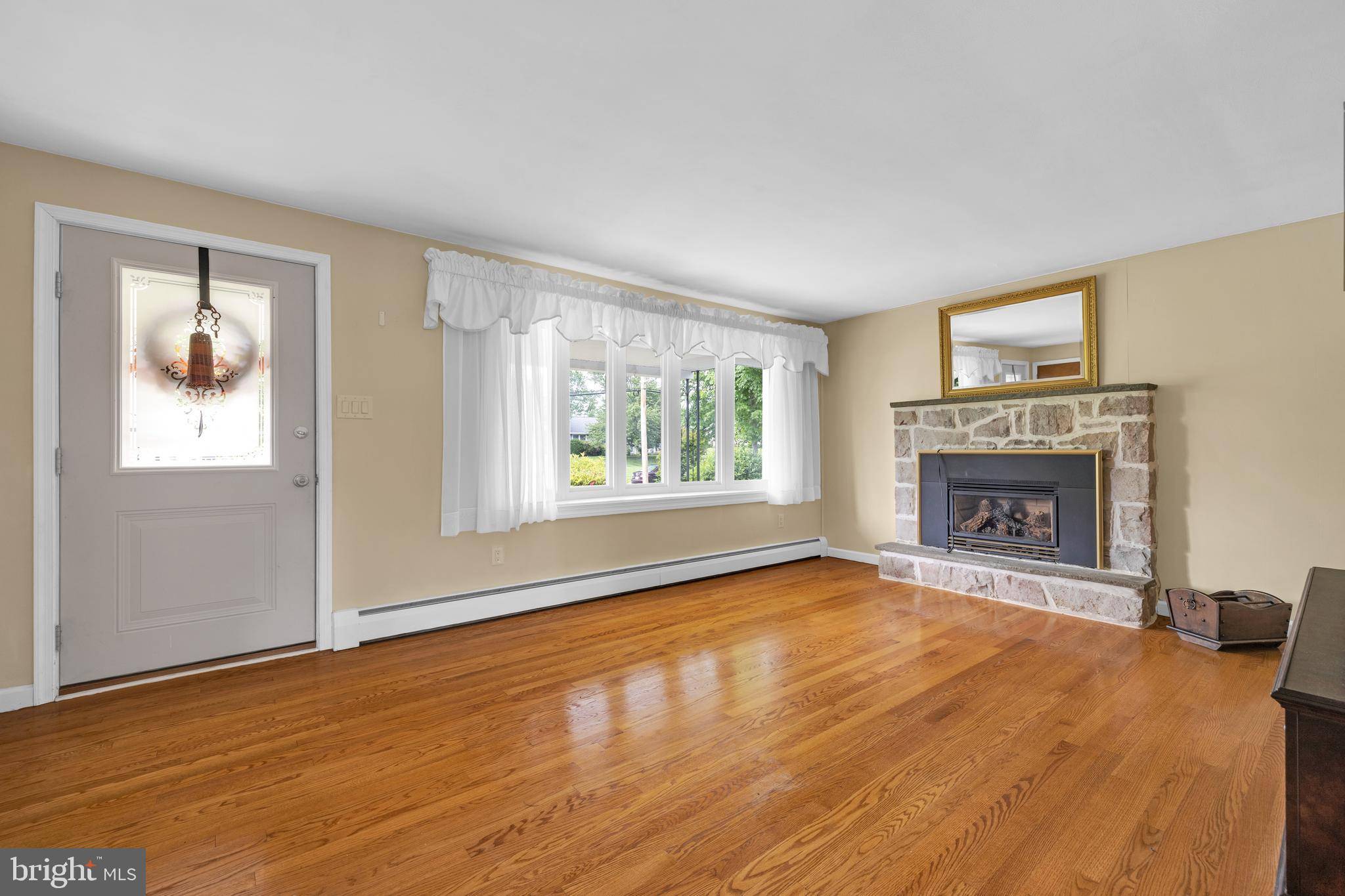 Gilbertsville, PA 19525,52 MARTIN AVE
