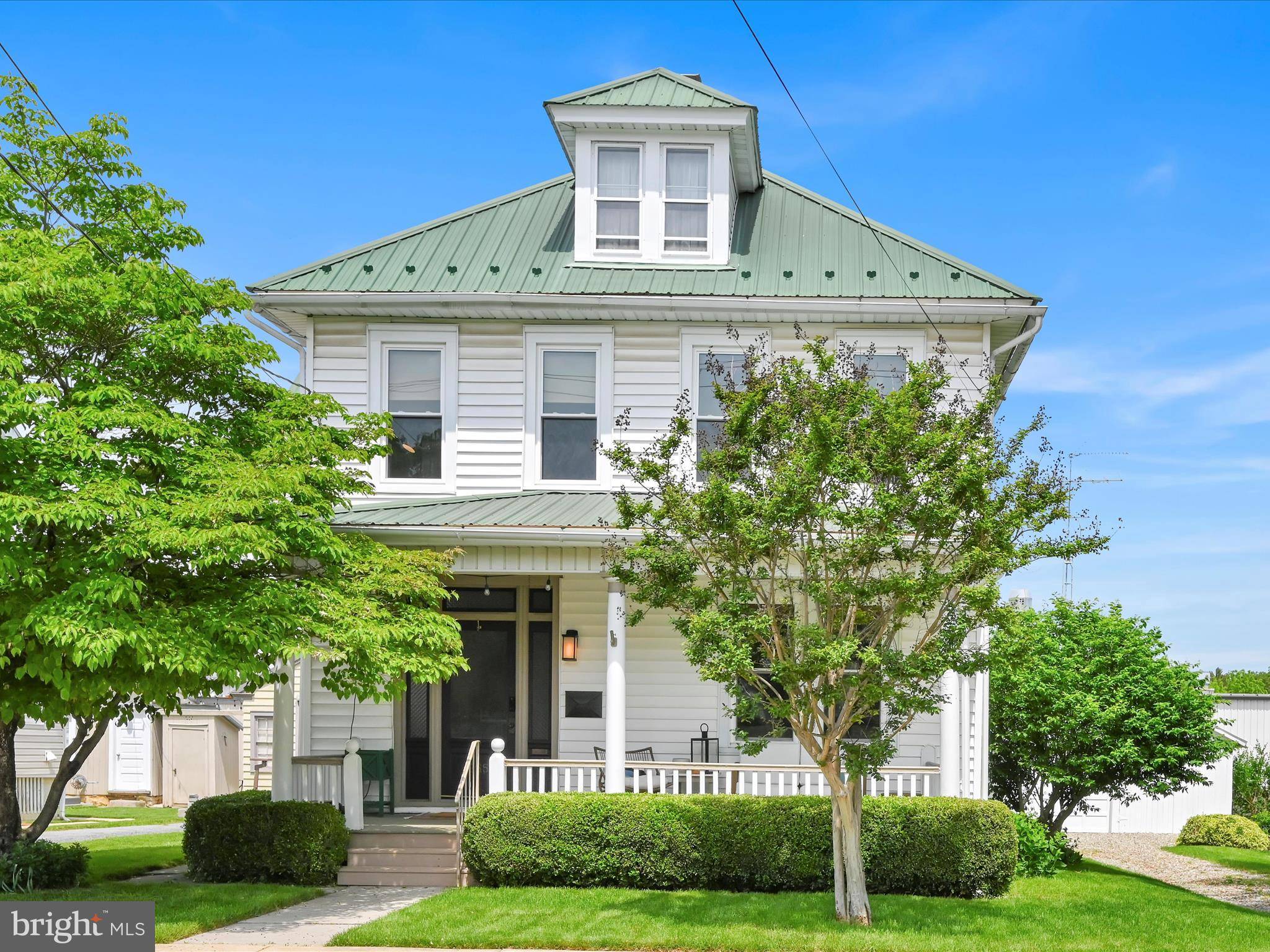 365 E JACKSON ST,  New Holland,  PA 17557