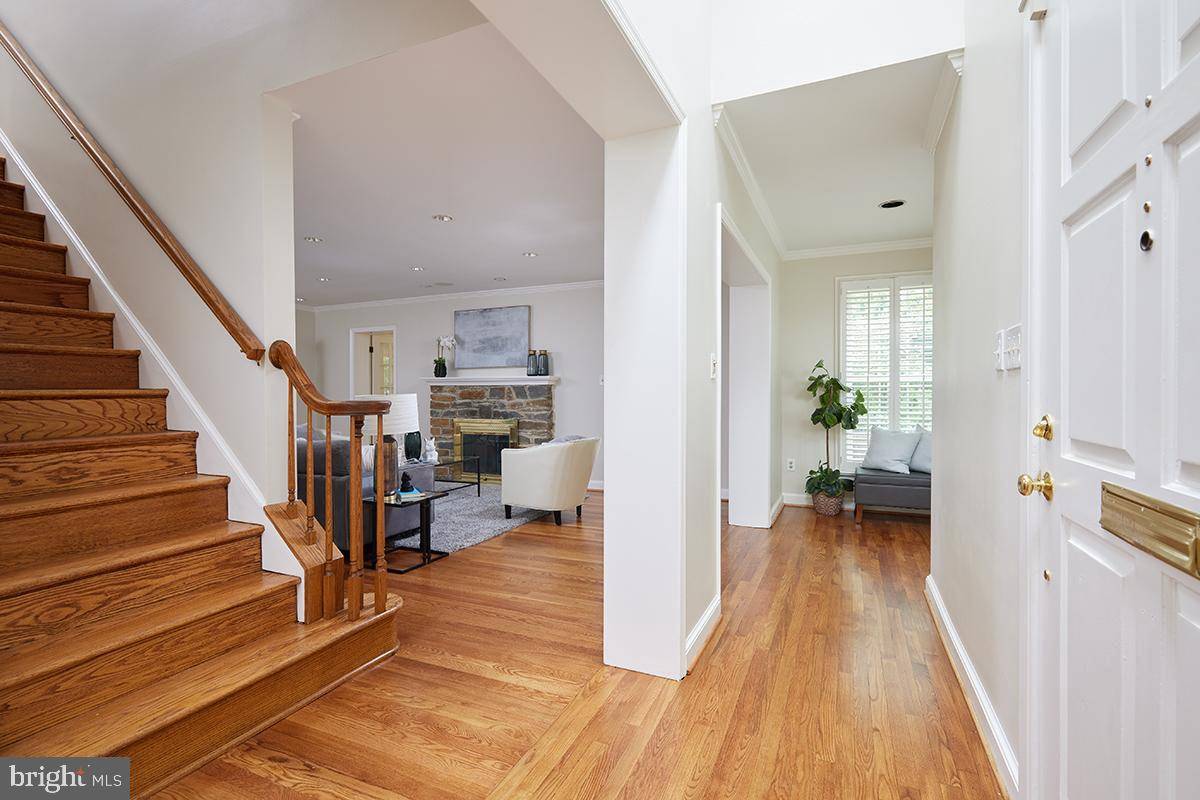 Chevy Chase, MD 20815,5403 CENTER ST