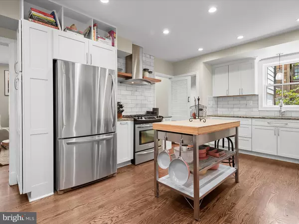 University Park, MD 20782,4313 WOODBERRY ST