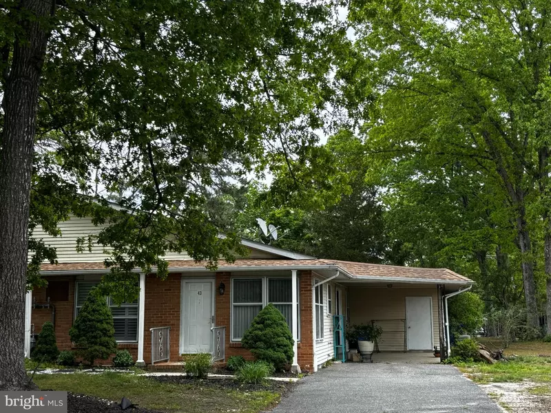 43-A MAGNOLIA RD, Manahawkin, NJ 08050