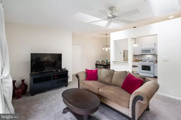 Hamilton, NJ 08619,82 CHEVERNY CT