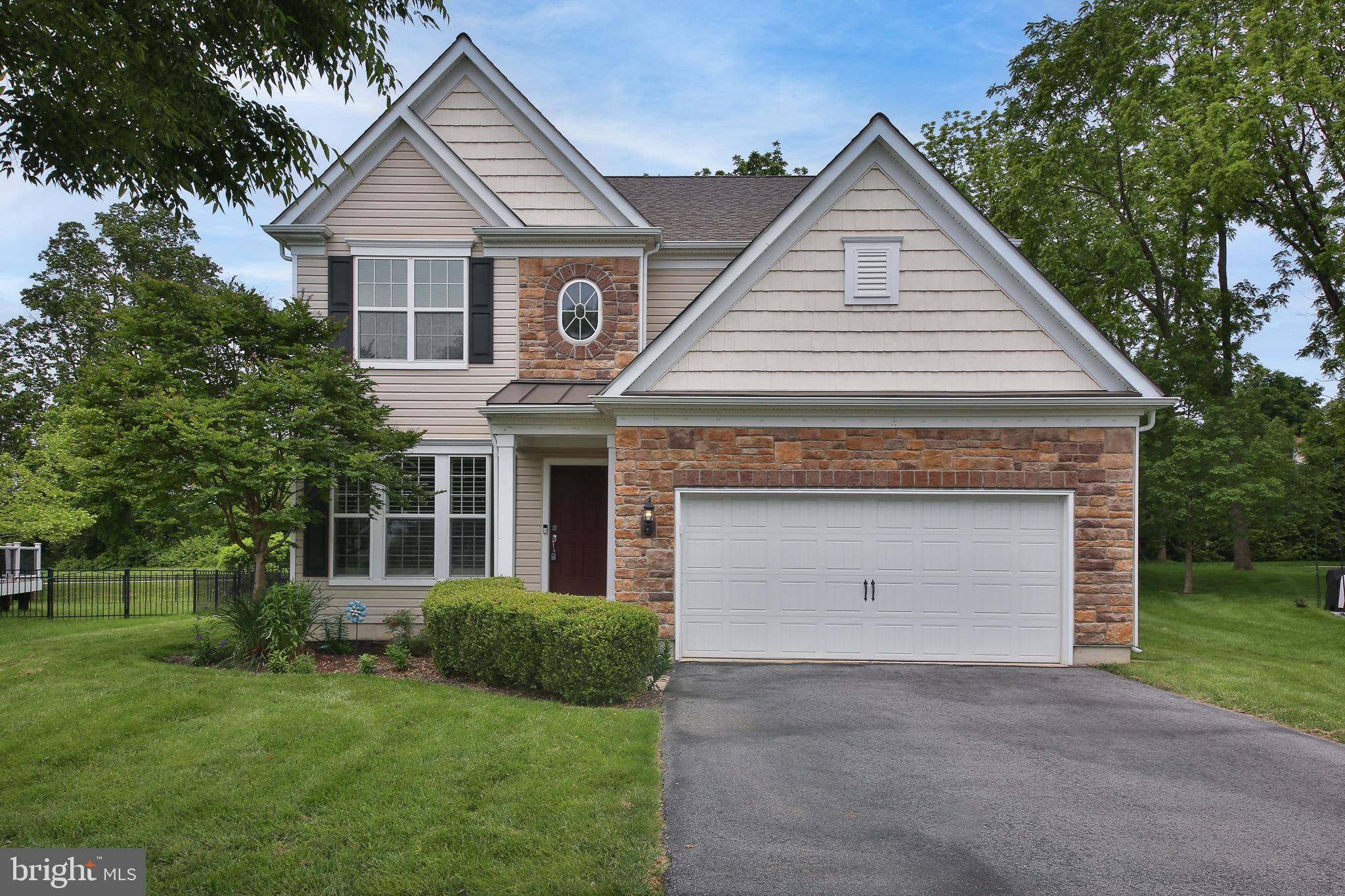 682 EMPIRE DR, Downingtown, PA 19335
