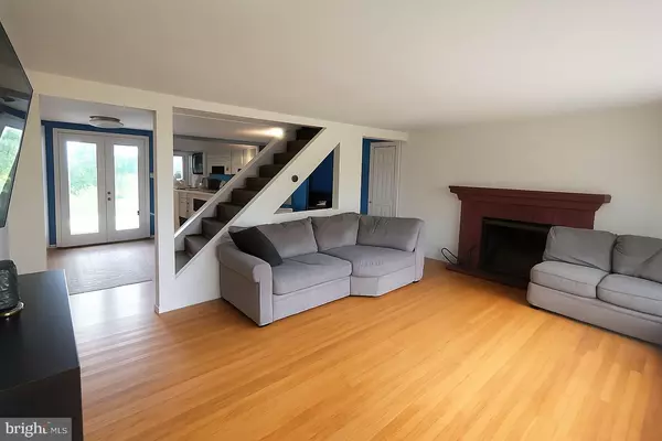 York, PA 17408,2381 SUNSET LN