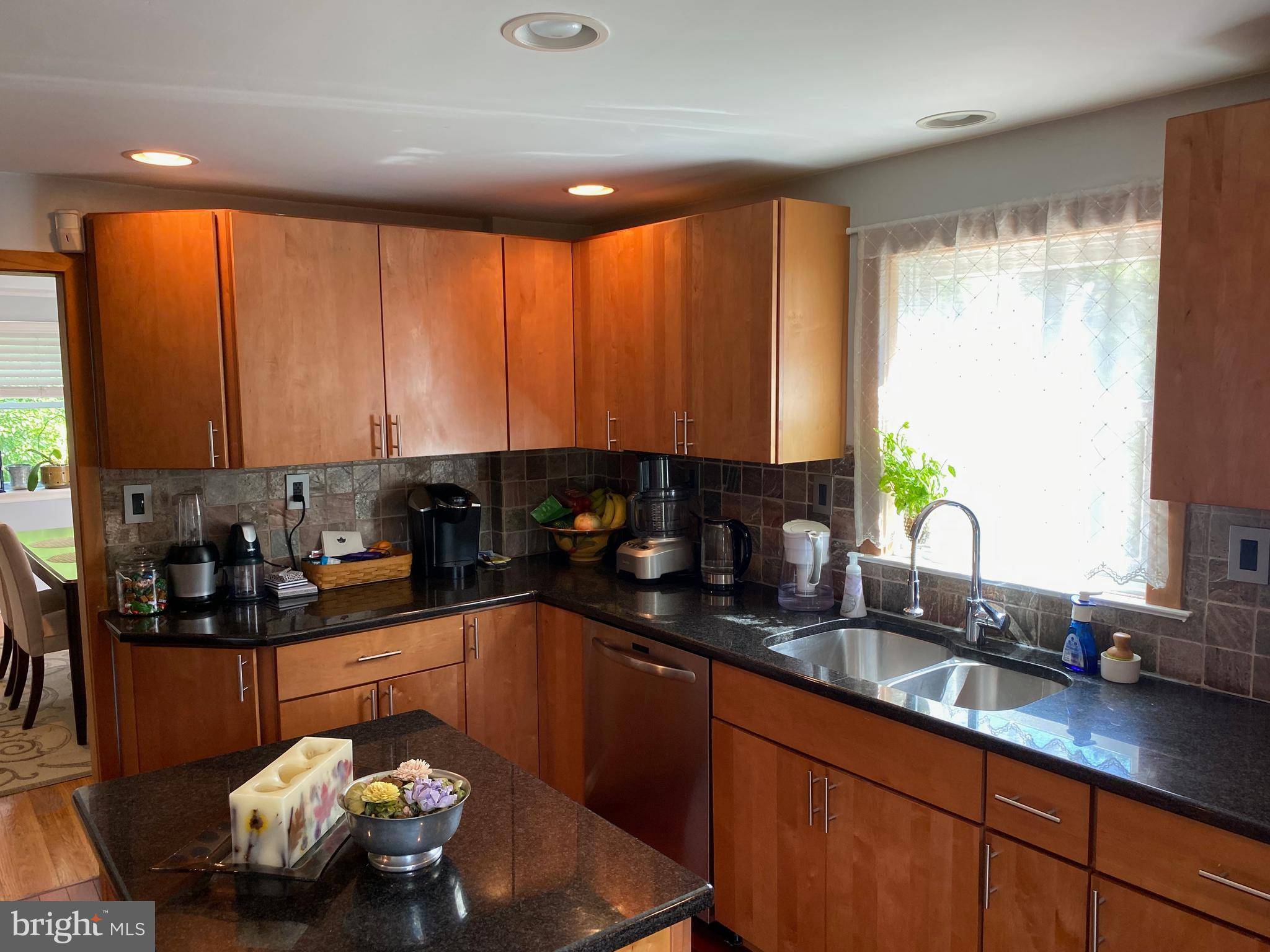 Wayne, PA 19087,308 WEST AVE