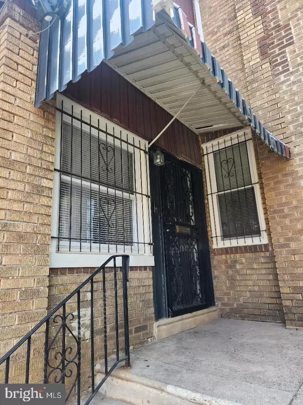 6553 N SMEDLEY ST, Philadelphia, PA 19126