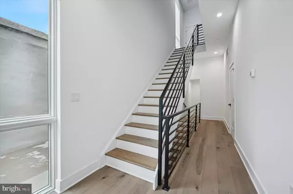 Philadelphia, PA 19119,6522 MAGNOLIA ST