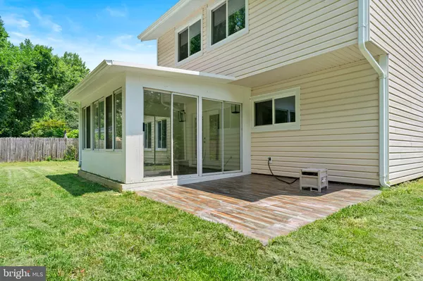 Bowie, MD 20716,15215 NOBLEWOOD LN